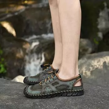 Мужская обувь 2024 года, летние новые мужские кожаные сандалии с полой сеткой, повседневная обувь для прогулок по бездорожью 38 чёрный