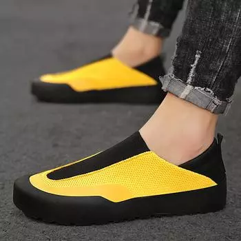 Мужская обувь 2024 года, летняя новая дышащая и пахучая мягкая подошва, повседневная обувь, легкая и модная, универсальная с одним шагом 39 жёлтый