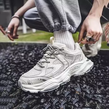 Мужская обувь 2025 года, новый летний тренд, дышащая повседневная спортивная обувь, мужская универсальная сетчатая обувь для бега, увеличивающая рост, для пап 39 чёрный