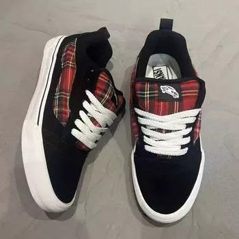 Мужская обувь больших размеров, весна и осень, дышащая, 2025, новая модная обувь, корейская версия, модные парусиновые туфли, спортивная и любительская обувь для мужчин 35 чёрный