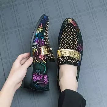 Мужская обувь большого размера, повседневная кожаная обувь, модные туфли в британском стиле с одной педалью и заклепками, заостренные кожаные туфли, модные туфли из замши 38