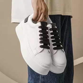 Мужская обувь Дышащие маленькие белые туфли Мужская трендовая спортивная обувь на толстой подошве, увеличивающая рост Повседневная обувь для сноуборда Модная обувь 39