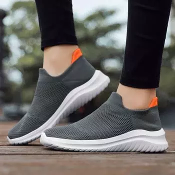 Мужская обувь Four Seasons New Couple Flying Knitting Socks Mesh Shoes Trend Fashion Casual Sneakers Women s Running Shoes 35