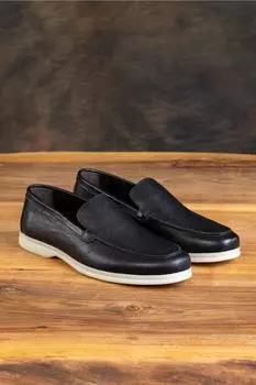 Мужская обувь из натуральной кожи. Туфли. Повседневная обувь. Летняя обувь. Туфли-лоферы. Кожа черного цвета.