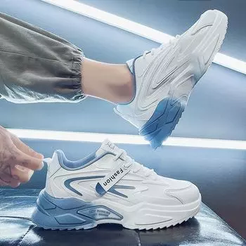 Мужская обувь, летние кроссовки из дышащей сетки, трендовые вещи с маленькими белыми туфлями для увеличения размера, кроссовки для мужчин 39