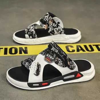 Мужская обувь сандалии римские туфли 2024 трендовые тапочки двойного назначения новые летние крутые полые пляжные туфли крутые тапочки 39 чёрный