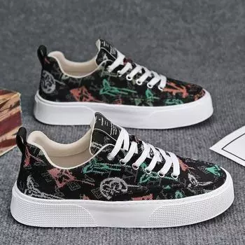 Мужская повседневная обувь 2024 года, модная вышитая парусиновая обувь для мужчин, дышащая универсальная прогулочная обувь, роскошные удобные туфли на плоской подошве 39 чёрный