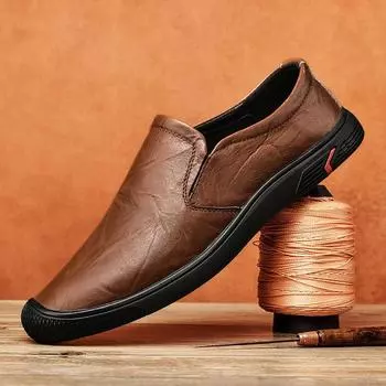 Мужская повседневная обувь Деловая официальная одежда на плоской подошве Мужские мокасины без шнуровки Мужские лоферы Кожаные повседневные лоферы Новая обувь для вождения 40 чёрный