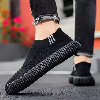 Мужская прогулочная обувь Нескользящая дышащая теннисная обувь для бега Повседневные модные кроссовки Сетчатая спортивная обувь для тренировок для мужчин Трикотажные кроссовки 39 чёрный