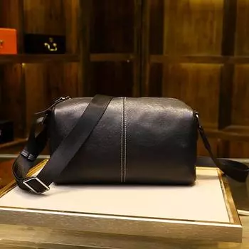 Мужская сумка из натуральной кожи 2024 Новое поступление Рабочая одежда Сумка через плечо Первый слой коровьей кожи Маленькая кожаная сумка Повседневная мужская сумка Деловая сумка-подушка Black