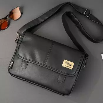 Мужская сумка-мессенджер в японском стиле в стиле ретро – универсальная и повседневная, идеально подходит для деловых поездок или переноски iPad чёрный