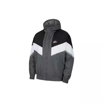 Мужская светоотражающая ветровка с капюшоном Nike Windrunner+ серая CZ0782-068 S