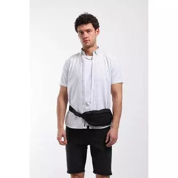 Мужская тонкая однотонная рубашка в полоску с коротким рукавом черная