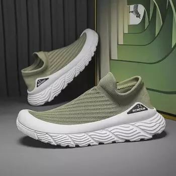 Мужские дышащие спортивные туфли без застежек с толстой подошвой, увеличивающие рост 44 чёрный