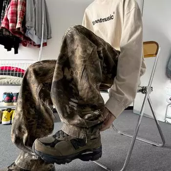 Мужские джинсы American Retro с камуфляжным принтом под змею S чёрный