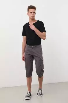 Мужские капри с карманами-карго Madrid антрацитового цвета
