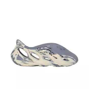 Мужские кроссовки Adidas Yeezy Foam RNNR MXT Moon Grey GV7904