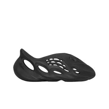 Мужские кроссовки Adidas Yeezy Foam RNNR Onyx HP8739