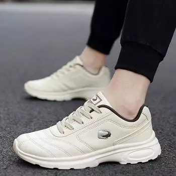 Мужские кроссовки большого размера с кожаной поверхностью, дышащие и легкие, корейская версия, белые повседневные туфли, модная мужская обувь среднего возраста 38 белый