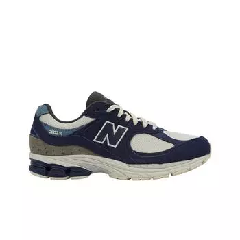 Мужские кроссовки New Balance 2002R светло-кремово-фиолетовые M2002RG