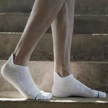 Мужские летние быстросохнущие носки для бега, размеры 39–44, профессиональные спортивные марафонские носки, антибактериальные One-size серый