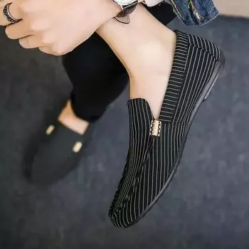 Мужские мокасины на плоской подошве, удобная повседневная обувь, дышащие мягкие туфли для вождения, легкие мокасины, мужская обувь для ленивых 2025 39 чёрный