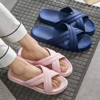 Мужские нескользящие летние тапочки на толстой подошве для дома, гостиницы или ванной комнаты 36-37 светло-зеленый