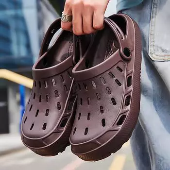 Мужские сандалии, легкая повседневная обувь с отверстиями, мужские сабо для любителей домашнего сада, летние уличные нескользящие пляжные мужские тапочки на плоской подошве, коричневые 39
