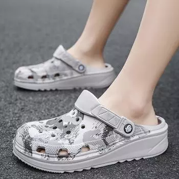 Мужские сандалии, модные повседневные сандалии, обувь с дырочками, летняя пляжная обувь, тапочки с нескользящей и износостойкой подошвой 40 серый/белый