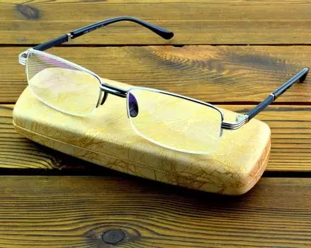 Мужские сверхлегкие роскошные очки для чтения из титанового сплава +0,75 +1,00 +1,25 +1,5 +1,75 +2,00 +2,25 +2,5 +2,75 от +3 до +4 +0.75 золотой