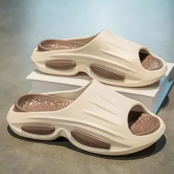 Мужские тапочки лето 2025 новые наступающие на дерьмо толстые подошвы для дома дышащие бактериостатические банные нескользящие прохладные тапочки 39-40