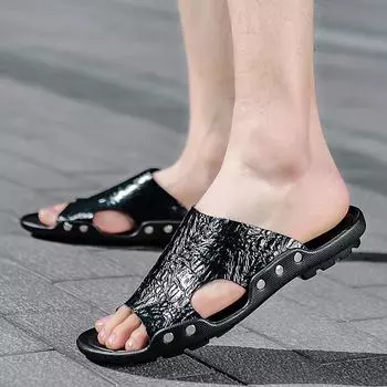 Мужские тапочки на плоской подошве, очень широкие шлепанцы, уличные пляжные повседневные мягкие кожаные сандалии с открытым носком, большой размер 38 чёрный