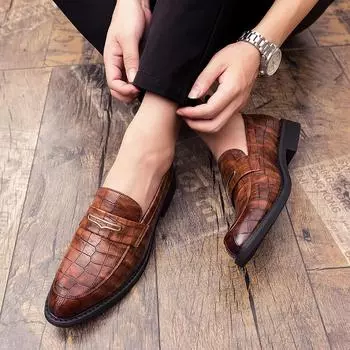Мужские туфли для вечеринок, свадьбы и клуба, модные модельные туфли с острым носком, мужские леопардовые лоферы без шнуровки, мужские туфли из лакированной кожи