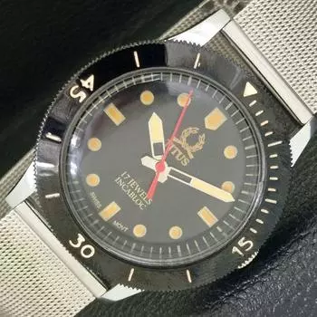 МУЖСКИЕ ВОССТАНОВЛЕННЫЕ ШВЕЙЦАРСКИЕ ЧАСЫ TITUS 40 ММ С ПОВОРОТНЫМ БЕЗЕЛЕМ И ЧЕРНЫМ ЦИФЕРБЛАТОМ a430806-2 R104-a430806