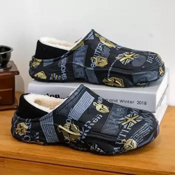 Мужские водонепроницаемые тапочки, зимние нескользящие домашние плюшевые теплые хлопковые туфли, модные и мягкие, удобные, повседневные туфли 38-39 чёрный