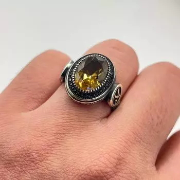 Мужское серебряное кольцо с изменяющим цвет зултанитовым камнем - Раскройте волшебство и стиль - Мужское кольцо из султанитового камня - Турецкая диаспора