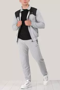 Мужской спортивный костюм с капюшоном