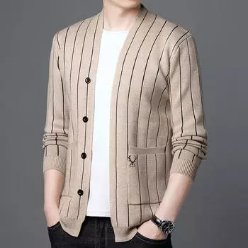 Мужской вязаный кардиган, осенний новый полосатый вязаный свитер, молодежная повседневная модная верхняя одежда, куртка с настоящим карманом M чёрный