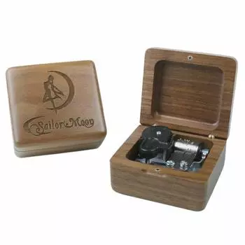 Музыкальная шкатулка Sinzyo из дерева Pretty Guardian Sailor Moon Music Box Отлично подходит для украшения комнаты в качестве подарка на годовщины, дни рождения, праздники,