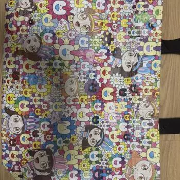 Мы продаем многоразовую сумку Newjeans Murakami Takashi L