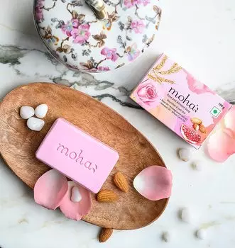 Мыло Моха с розой и миндалем, 100 г