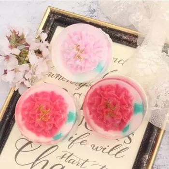 Мыло ручной работы Сияющий день Гвоздика День родителей Подарок на День учителя 110г + 2шт Подарочная упаковка, красно-розовая гвоздика, 110г, 2шт