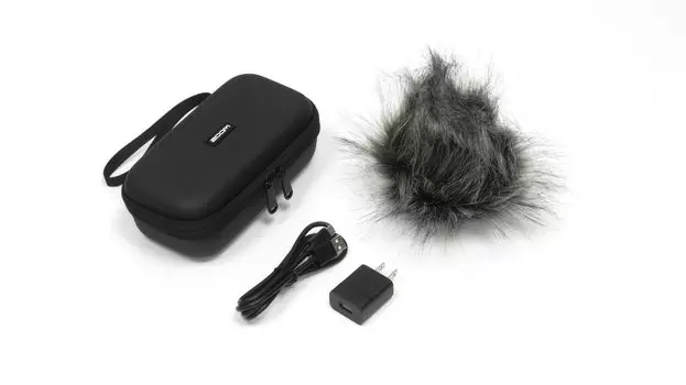 Набор аксессуаров ZOOM для H4essential Hairy, специальный адаптер переменного тока APH-4e, ветрозащитный экран, чехол, кабель USB-C, чёрный