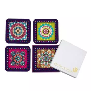Набор деревянных подставок с подарочной коробкой. Набор дизайна Multi Mandala из 4 настольных квадратных подставок размером 3,75 x 3,75 дюйма. Кухонный стол. Деревянные декоративные предметы для чашек.
