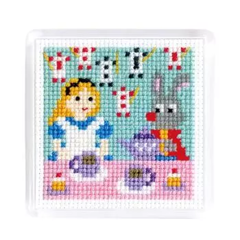 Набор для вышивки крестом Olympus Silk Cross Stitch Story Series Магнит Алиса в стране чудес Белый 9060
