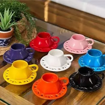 Набор геометрических моделей из 8 чашек