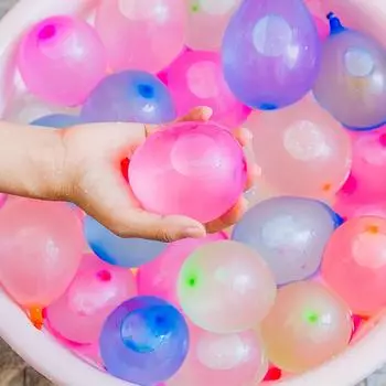 Набор из 111 предметов для быстрого наполнения водяных шариков — самозапечатывающиеся, идеально подходят для летних развлечений на свежем воздухе и водных боев, разные цвета