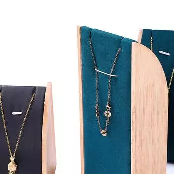 Набор из трех предметов для демонстрации ювелирных изделий: дугообразная стойка для ожерелий, подставка для подвесок, органайзер для упаковки ювелирных изделий зелёный