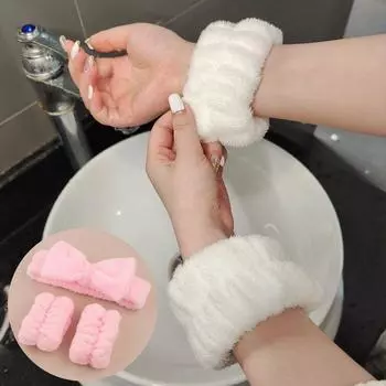 Набор из трех предметов для умывания и защиты от влаги / Браслет для умывания лица из двух предметов, впитывающий спортивный браслет для впитывания пота, повязка на голову, влагонепроницаемый нарукавник 2 Pcs розовый