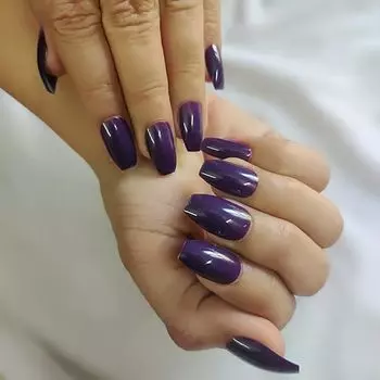 Набор наклеек для ногтей Trends Premium с глянцевой отделкой, 24 шт., с легким нанесением клея. Гвозди многоразовые и небьющиеся.